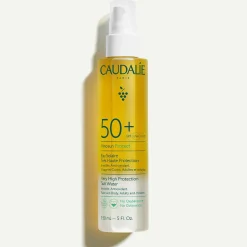 Agua Solar de Muy Alta Protección SPF50+